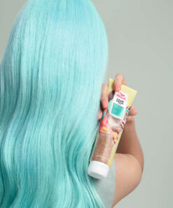 Color Fresh Mask  Pack In Hand Mint LowRes