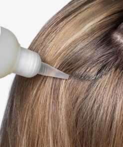 Olaplex No.0 Intenisve Bond Builder scalp application