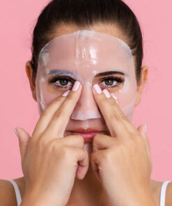 Skin Republic Biodegradable Retinol Hydrogel Face Sheet Mask 2