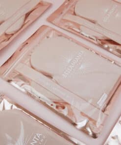 Bellamianta Luxury Velvet Tanning Mitt