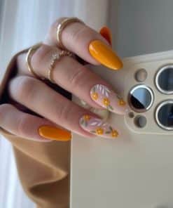 YOSHI UV Hybrid Hybrid Nail Polish Soleil sur Scene