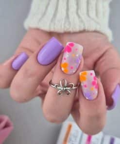 YOSHI UV Hybrid Nail Polish Be like Tracy