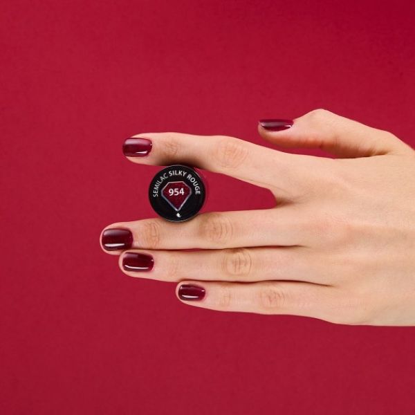 Semilac Gel Polish Silky Rouge 954 2