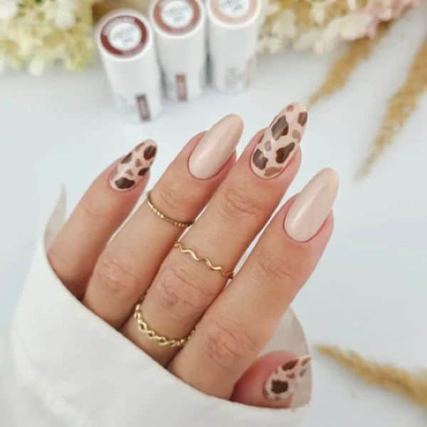 YOSHI UV Hybrid Nail Polish Cover Story